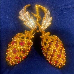 Camrose & Kross JBK Gold-Plated Berry Brooch